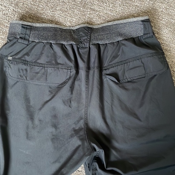 Like New Men’s Lululemon athletic track pants, Sz L - Picture 6 of 7